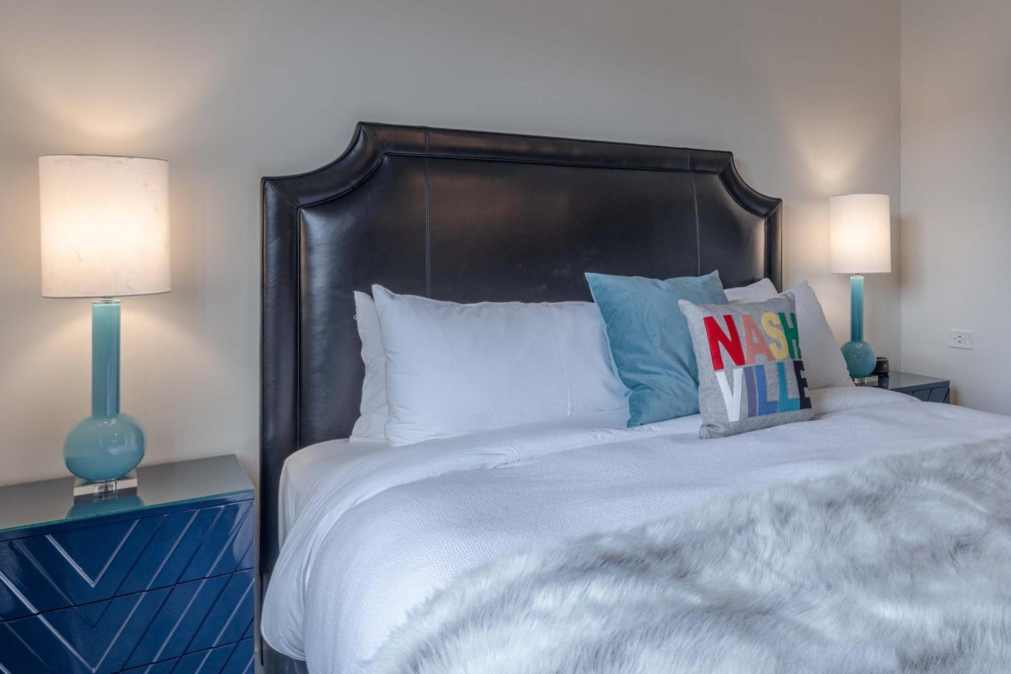 Hotel 121 By Avantstay Chic Modern In Nashville
