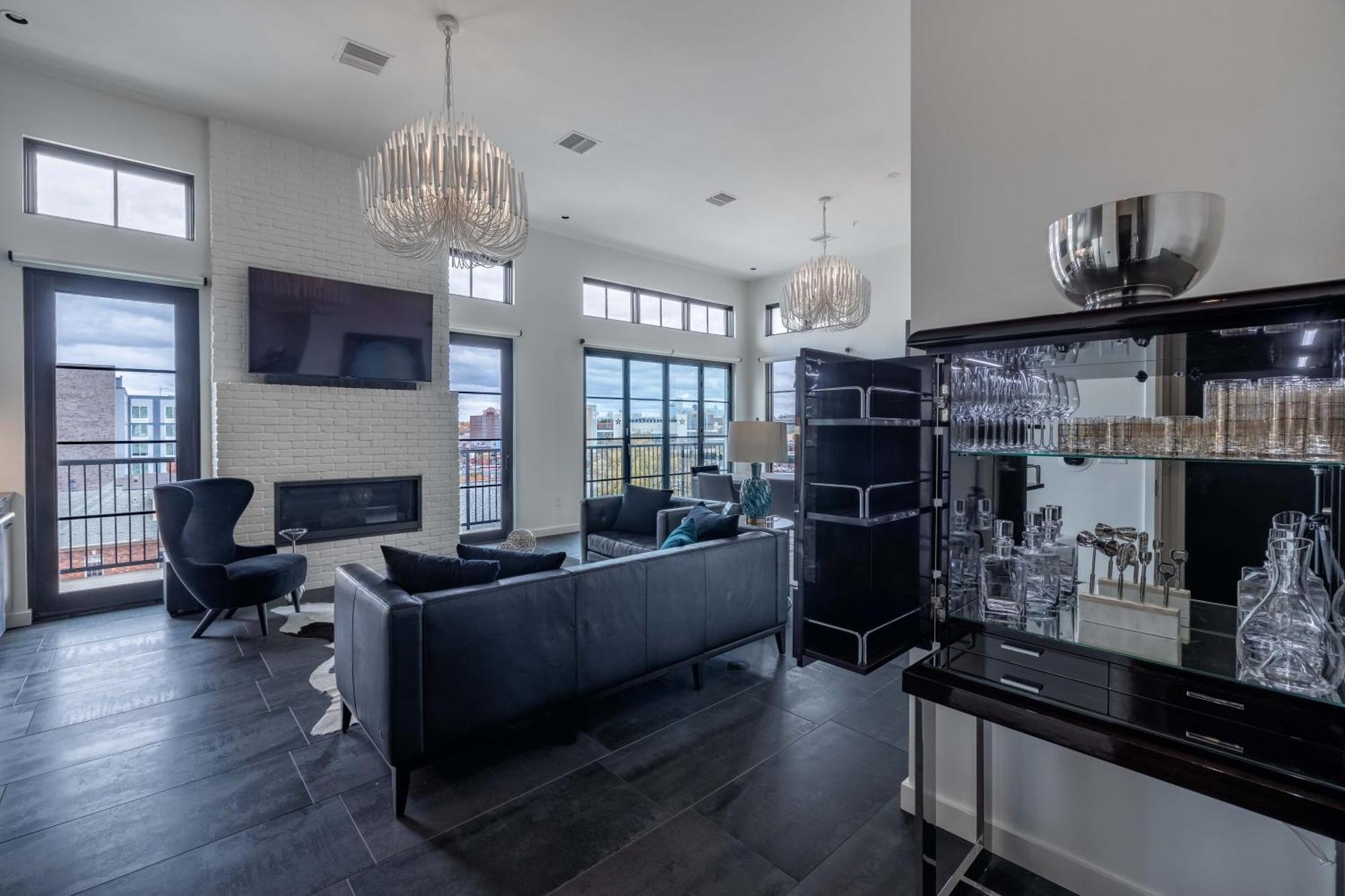 121 By Avantstay Chic Modern In * Nashville